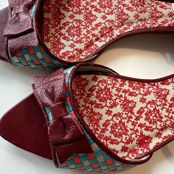 Colcci Girls Flat Sandals - Picture 2 of 8